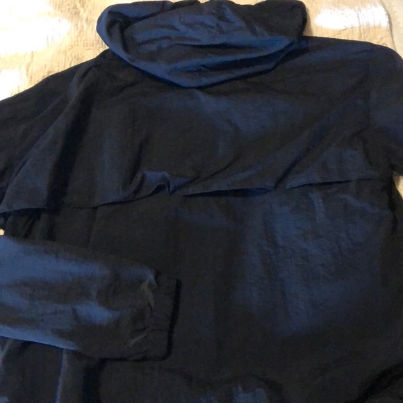 Brandy Melville pullover - Picture 4 of 4